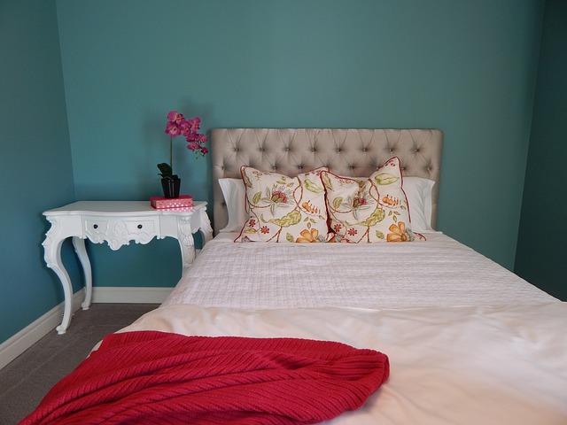 how to attach a headboard to a platform bed frame